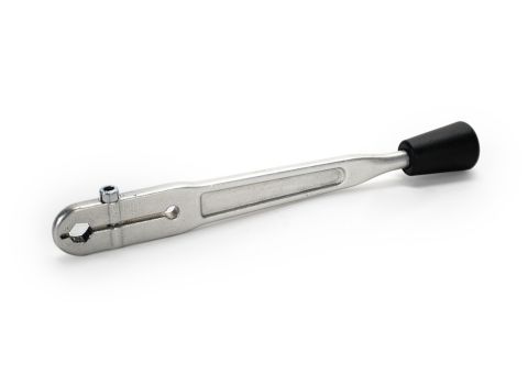 The Manual Control Lever for the PB13X provides a dependable backup control option when a wired or wireless remote is lost, damaged, or otherwise unavailable. 