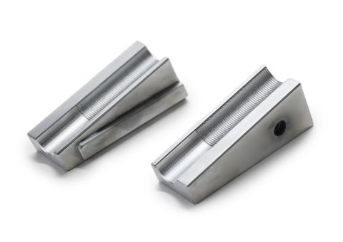 The 3/4" Jaw Kit is a direct‑fit replacement set designed exclusively for the PortaBurst PB30X when pulling 3/4" swaged cable. 